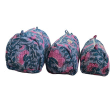 Cargar imagen en el visor de la galería, COSMETIQUERA "VALENTINA"
