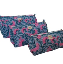 Cargar imagen en el visor de la galería, COSMETIQUERA "VALENTINA"
